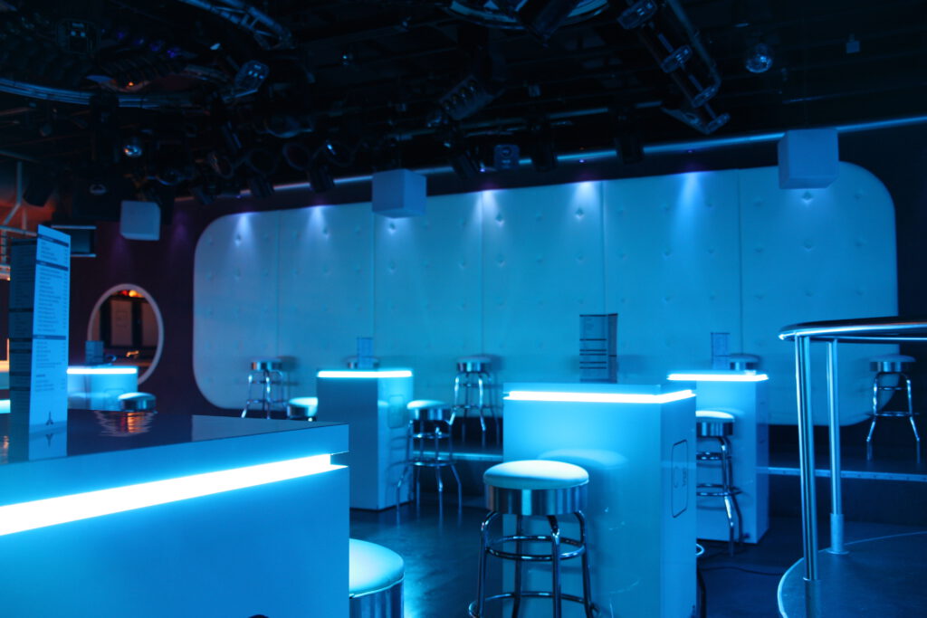 Kokorico: Nightclub with Unmatched Light Shows in Zomergem