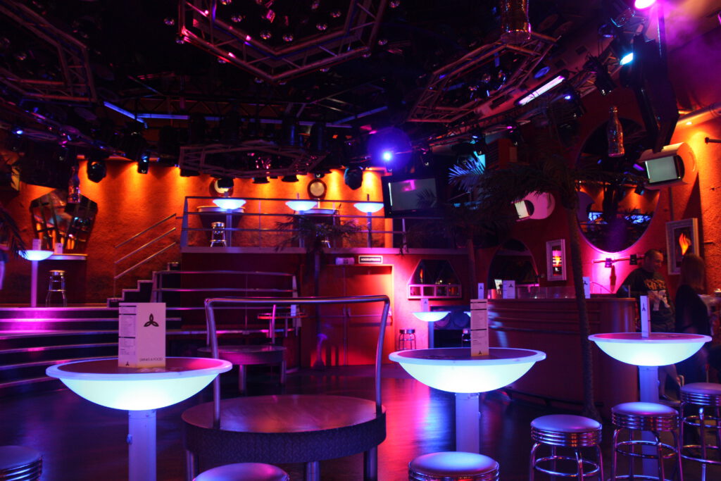 Kokorico: The Legendary Nightclub with Unmatched Light Shows in Zomergem